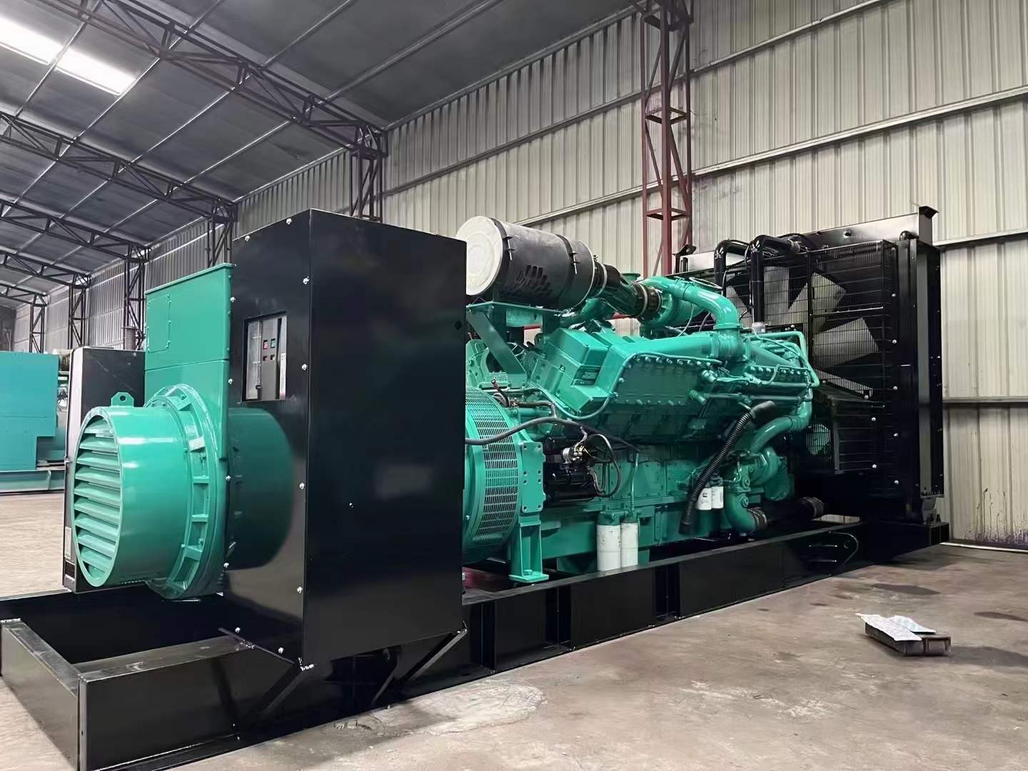 宿松如何降低 800kW 柴油发电机输出电流的波动？